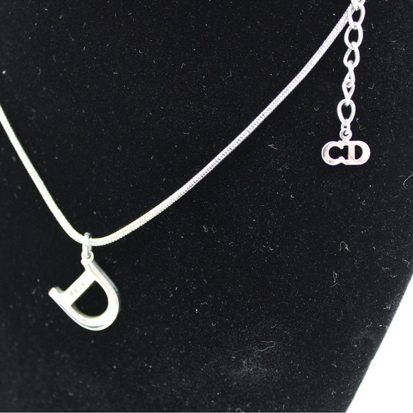 Dior Necklace - Picture 3 of 3
